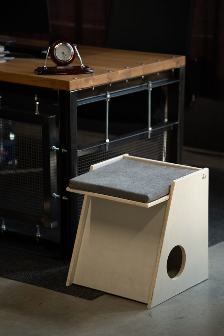 kucica-za-kucne-ljubiimce-macke-MIA-8031-ambijent-2